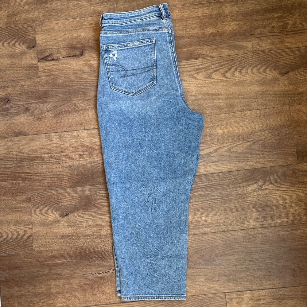 American Eagle Outfitters Light Blue Straight Leg Jeans - 14 X-Short - Picture 3 of 3